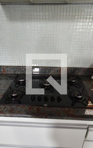 Casa à venda com 499m², 4 quartos e 8 vagasChurrasqueira