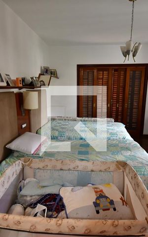 Casa à venda com 499m², 4 quartos e 8 vagasQuarto 4 - Suíte