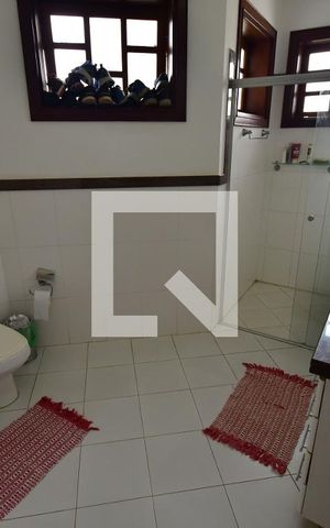 Casa à venda com 499m², 4 quartos e 8 vagasBanheiro 4 - Suíte