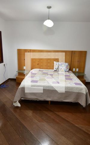 Casa à venda com 499m², 4 quartos e 8 vagasQuarto 3 - Suíte