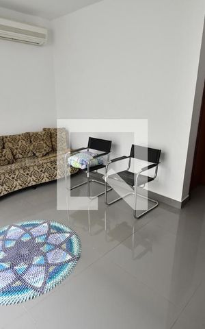 Casa à venda com 499m², 4 quartos e 8 vagasSala / Escritório