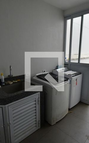 Casa à venda com 499m², 4 quartos e 8 vagasÁrea de Serviço