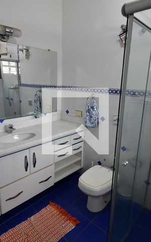 Casa à venda com 499m², 4 quartos e 8 vagasBanheiro 3 - Suíte