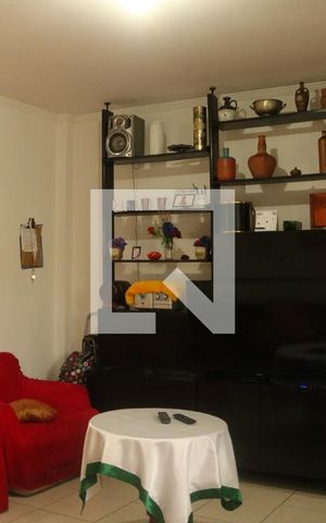 Apartamento à venda com 85m², 2 quartos e sem vagaSala