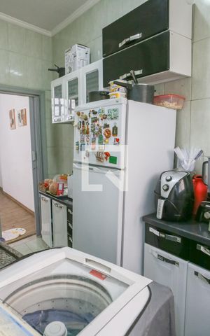 Apartamento à venda com 97m², 2 quartos e sem vaga Apartamento à venda com 97m², 2 quartos e sem vagaCozinha e Área de Serviço