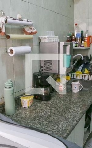 Apartamento à venda com 97m², 2 quartos e sem vaga Apartamento à venda com 97m², 2 quartos e sem vagaCozinha e Área de Serviço