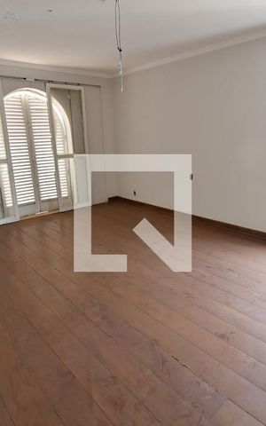 Casa para alugar com 1000m², 8 quartos e sem vagaQuarto 7 - Suíte