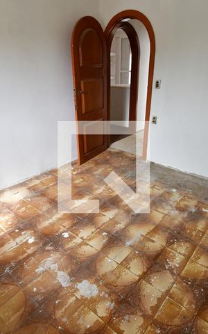 Casa para alugar com 1000m², 8 quartos e sem vagaQuarto 2