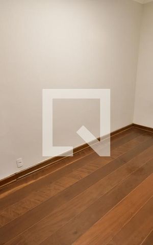 Casa para alugar com 1000m², 8 quartos e sem vagaSala 5 - Escritório