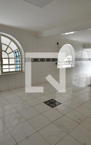 Casa para alugar com 1000m², 8 quartos e sem vagaCopa / Cozinha
