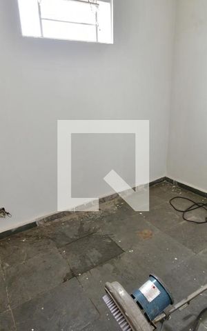 Casa para alugar com 1000m², 8 quartos e sem vagaQuarto de Serviço