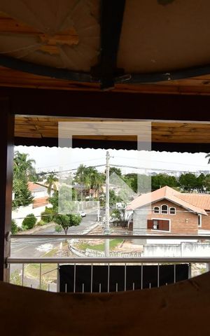 Casa para alugar com 1000m², 8 quartos e sem vagaBanheiro 3 - Vista