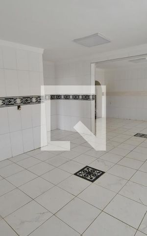 Casa para alugar com 1000m², 8 quartos e sem vagaCopa / Cozinha