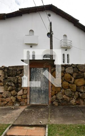 Casa para alugar com 1000m², 8 quartos e sem vagaFachada