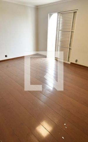 Casa para alugar com 1000m², 8 quartos e sem vagaQuarto 4 - Suíte