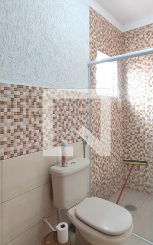 Casa à venda com 196m², 3 quartos e 4 vagas Casa à venda com 196m², 3 quartos e 4 vagasBanheiro Suíte