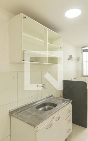Apartamento à venda com 49m², 2 quartos e 1 vaga Apartamento à venda com 49m², 2 quartos e 1 vagaCozinha