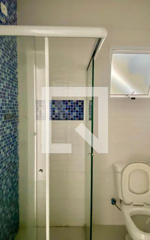 Casa para alugar com 140m², 4 quartos e sem vaga Casa para alugar com 140m², 4 quartos e sem vagaBanheiro 3