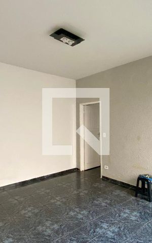 Casa para alugar com 140m², 4 quartos e sem vaga Casa para alugar com 140m², 4 quartos e sem vagaSala