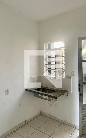 Casa para alugar com 140m², 4 quartos e sem vaga Casa para alugar com 140m², 4 quartos e sem vagaCozinha 2