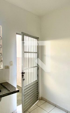 Casa para alugar com 140m², 4 quartos e sem vaga Casa para alugar com 140m², 4 quartos e sem vagaCozinha 2