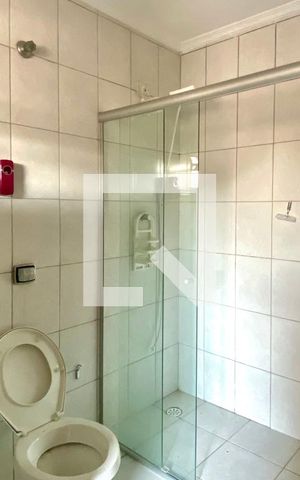 Casa para alugar com 140m², 4 quartos e sem vaga Casa para alugar com 140m², 4 quartos e sem vagaBanheiro 1