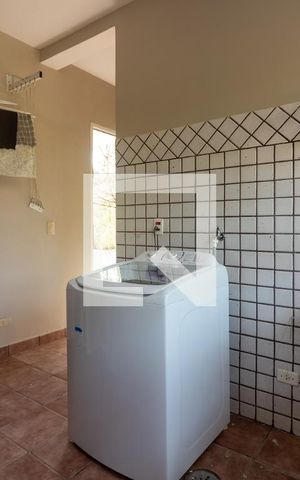 Casa para alugar com 550m², 4 quartos e NaN vagas Casa para alugar com 550m², 4 quartos e NaN vagasÁrea de Serviço