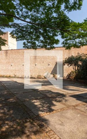 Casa para alugar com 550m², 4 quartos e NaN vagas Casa para alugar com 550m², 4 quartos e NaN vagasÁrea externa