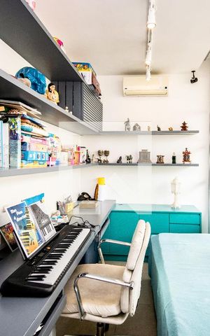 Apartamento à venda com 219m², 3 quartos e 1 vaga