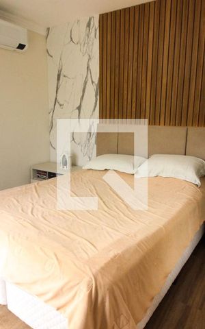 Casa de condomínio à venda com 180m², 3 quartos e 2 vagas Casa de condomínio à venda com 180m², 3 quartos e 2 vagasSuíte 1