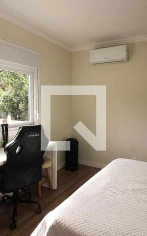 Casa de condomínio à venda com 180m², 3 quartos e 2 vagas Casa de condomínio à venda com 180m², 3 quartos e 2 vagasSuíte 3