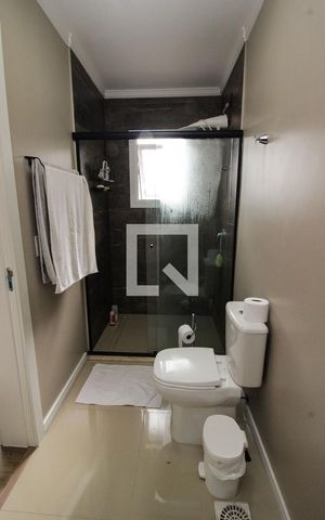 Casa de condomínio à venda com 180m², 3 quartos e 2 vagas Casa de condomínio à venda com 180m², 3 quartos e 2 vagasBanheiro da Suíte 3