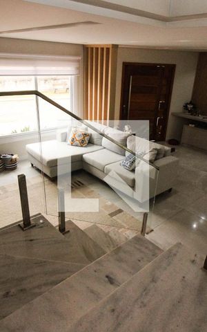 Casa de condomínio à venda com 180m², 3 quartos e 2 vagas Casa de condomínio à venda com 180m², 3 quartos e 2 vagasSala
