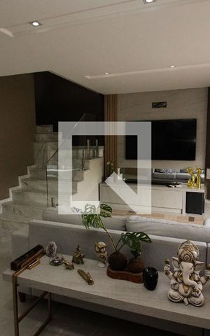 Casa de condomínio à venda com 180m², 3 quartos e 2 vagas Casa de condomínio à venda com 180m², 3 quartos e 2 vagasSala