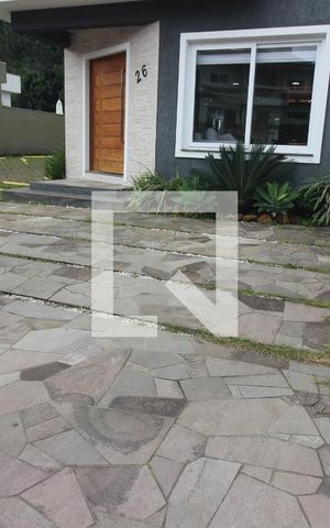 Casa de condomínio à venda com 180m², 3 quartos e 2 vagas Casa de condomínio à venda com 180m², 3 quartos e 2 vagasGaragem