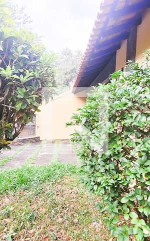 Casa à venda com 130m², 3 quartos e 4 vagas Casa à venda com 130m², 3 quartos e 4 vagasJardim