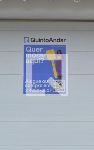 Casa de condomínio à venda com 177m², 3 quartos e 3 vagas Casa de condomínio à venda com 177m², 3 quartos e 3 vagasPlaca