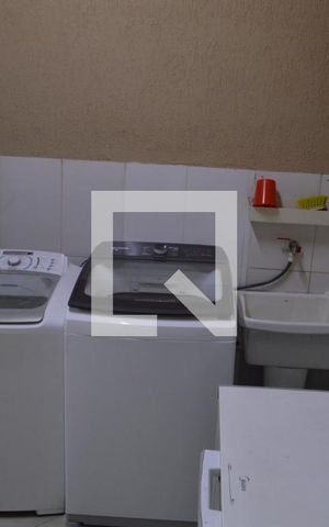 Casa de condomínio à venda com 177m², 3 quartos e 3 vagas Casa de condomínio à venda com 177m², 3 quartos e 3 vagasÁrea de Serviço