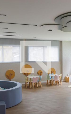 Apartamento à venda com 48m², 2 quartos e 1 vaga Apartamento à venda com 48m², 2 quartos e 1 vagaÁrea comum - brinquedoteca
