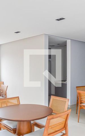 Apartamento à venda com 48m², 2 quartos e 1 vaga Apartamento à venda com 48m², 2 quartos e 1 vagaÁrea comum - Salão de festas