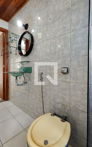 Casa à venda com 150m², 4 quartos e 2 vagas Casa à venda com 150m², 4 quartos e 2 vagasBanheiro do Quarto 2
