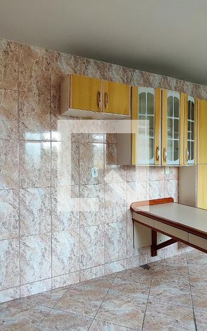 Casa à venda com 150m², 4 quartos e 2 vagas Casa à venda com 150m², 4 quartos e 2 vagasCozinha