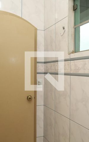 Casa à venda com 440m², 4 quartos e 4 vagasBanheiro