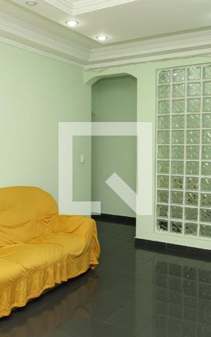 Casa à venda com 440m², 4 quartos e 4 vagasSala