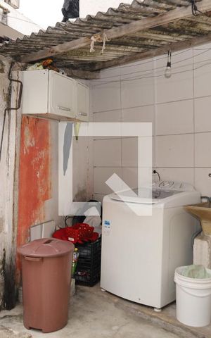 Casa à venda com 170m², 2 quartos e 1 vagaÁrea de Serviço