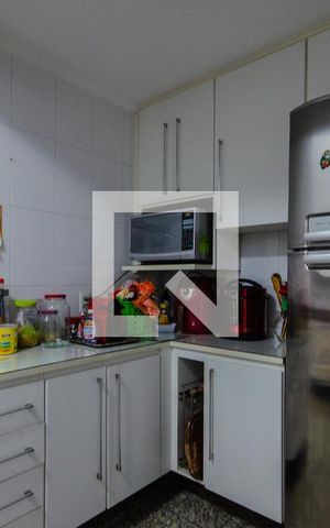 Apartamento à venda com 133m², 3 quartos e 2 vagas Apartamento à venda com 133m², 3 quartos e 2 vagasCozinha