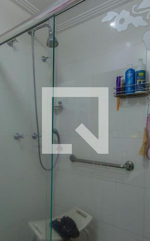 Apartamento à venda com 133m², 3 quartos e 2 vagas Apartamento à venda com 133m², 3 quartos e 2 vagasBanheiro da Suíte 1