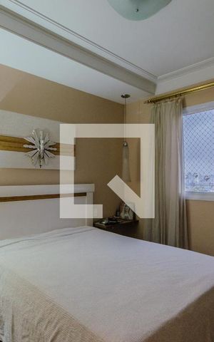 Apartamento à venda com 133m², 3 quartos e 2 vagas Apartamento à venda com 133m², 3 quartos e 2 vagasSuíte 1