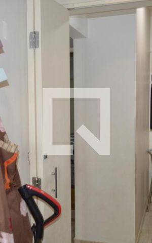 Apartamento à venda com 75m², 3 quartos e sem vagaEscritório