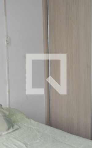 Apartamento à venda com 75m², 3 quartos e sem vagaQuarto